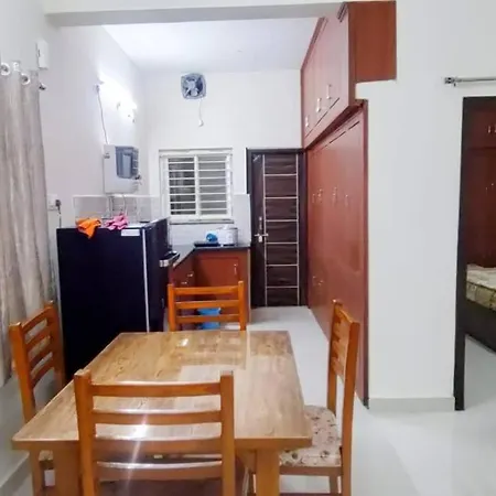 Servostay 2 Bhk Fully Furnished Hafeezpet #101 Hyderabad Exterior photo