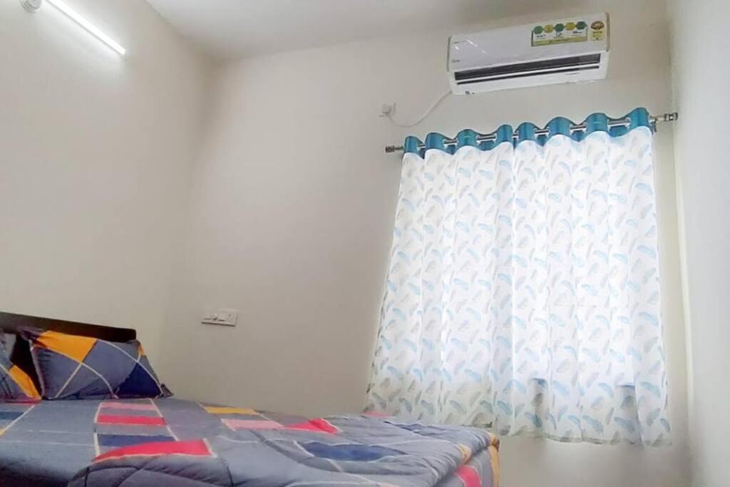 Apartment Servostay 2 Bhk Fully Furnished Hafeezpet #101